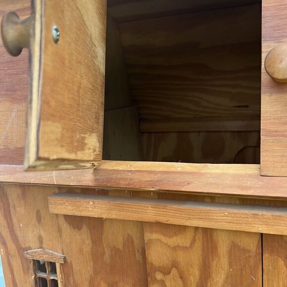 Antique Handcrafted wooden barn - Unique - One of a kind - Picture 10 of 16